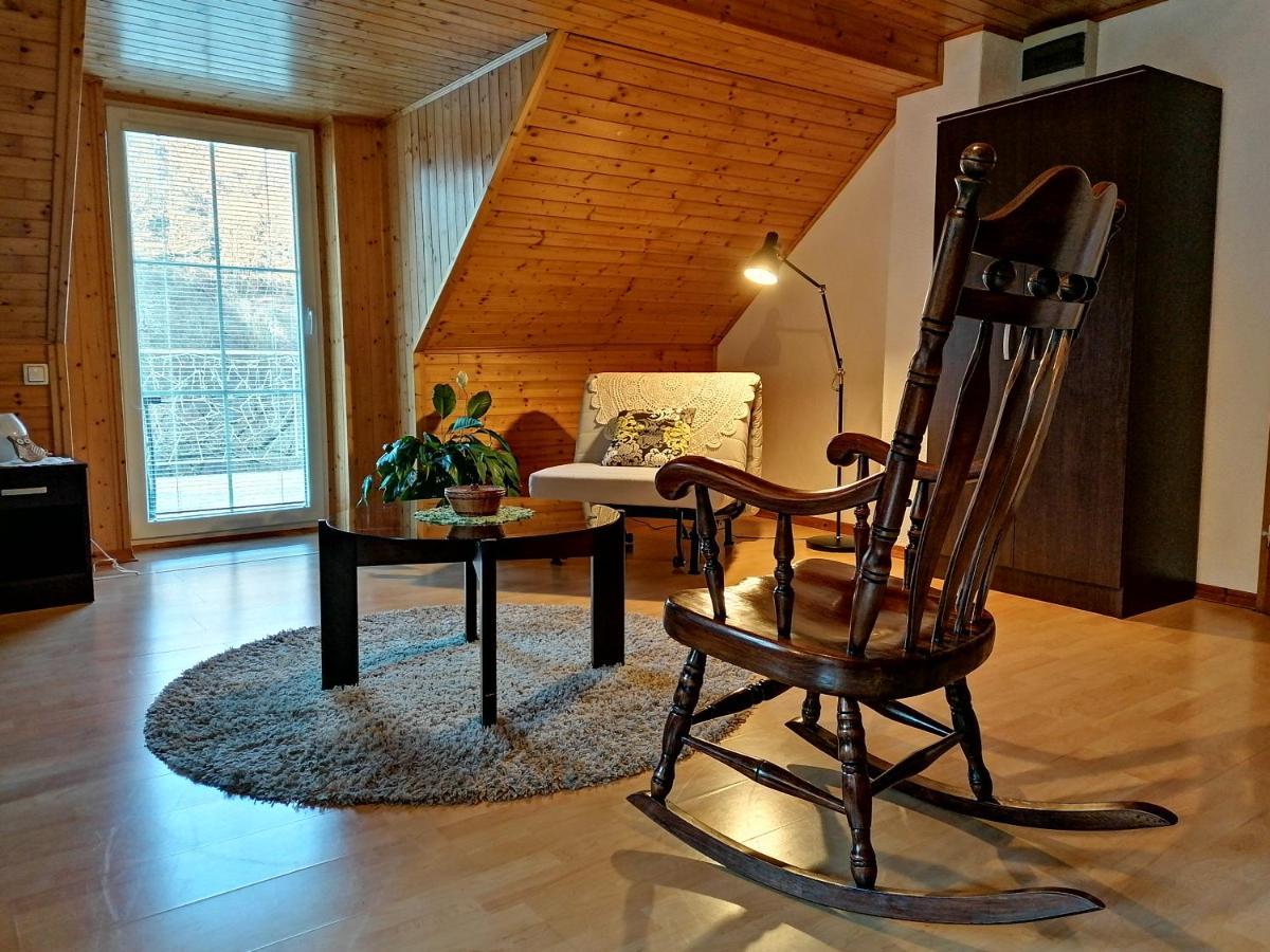 Apartment Sotocje Dolenja Trebusa エクステリア 写真