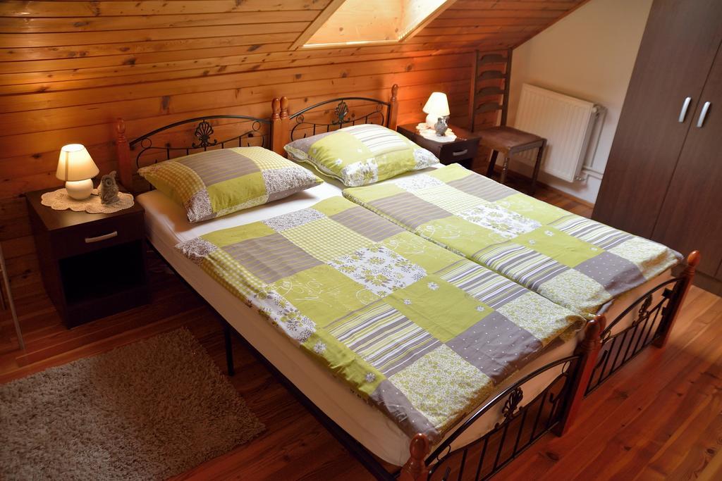 Apartment Sotocje Dolenja Trebusa エクステリア 写真